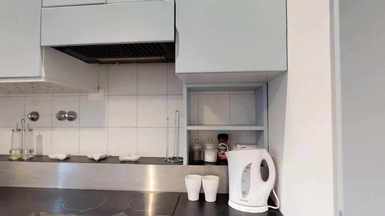 Luxury 2 Bedrooms Apartment Mailand